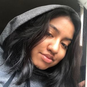 Meet your Posher, Ivette